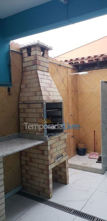 Casa para aluguel de temporada em Cabo Frio (Praia do Forte)