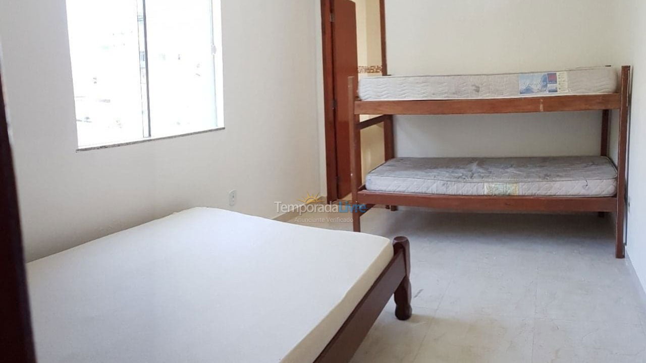 Casa para aluguel de temporada em Cabo Frio (Praia do Forte)