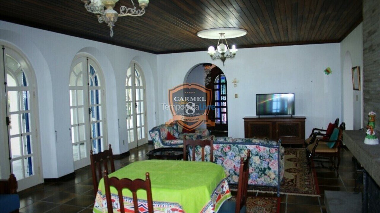 House for vacation rental in Bombinhas (Praia de Quatro Ilhas)