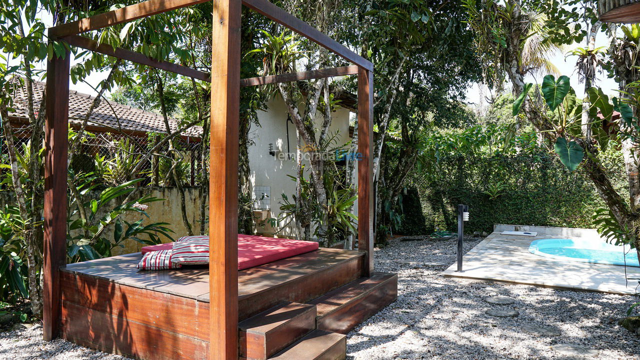 Casa para aluguel de temporada em Ubatuba (Praia de Itamambuca)