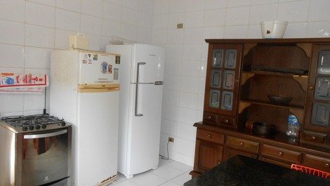Toque Toque Pequeno-3 dormitórios-Aluga anual - R$8.000,00 mensal