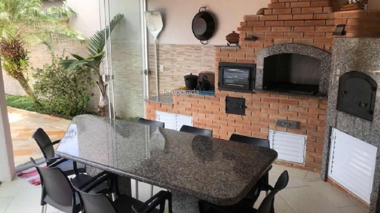 House for vacation rental in Bertioga (Condominio Morada da Praia)