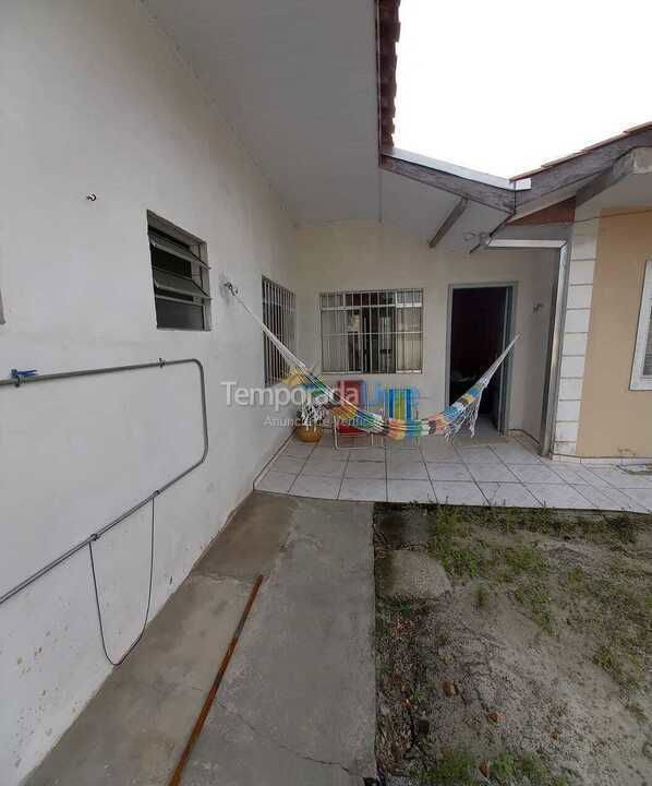 Casa para alquiler de vacaciones em Pontal do Paraná (Praia de Leste)