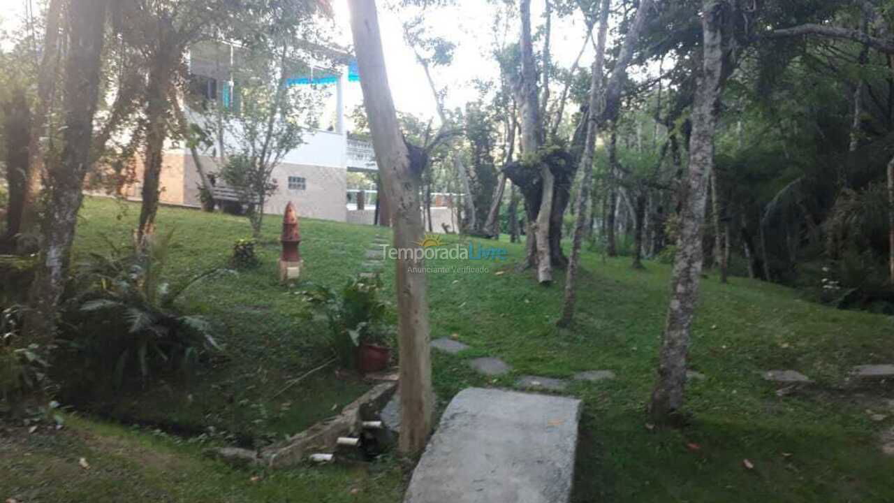 Granja para alquiler de vacaciones em Suzano (Palmeiras)