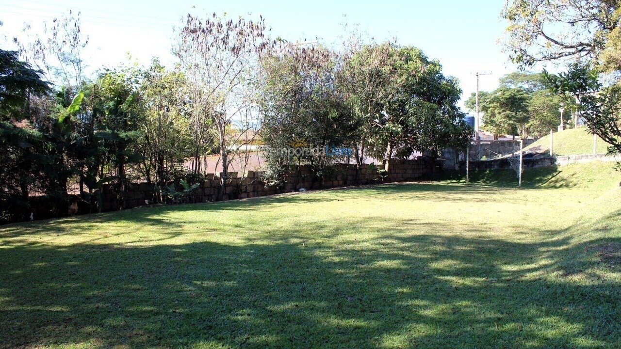 Granja para alquiler de vacaciones em Atibaia (Jardim Estãncia Brasil)