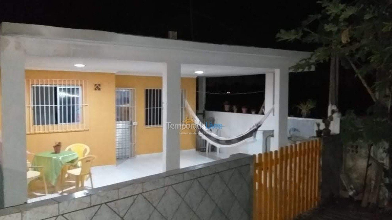 Casa para aluguel de temporada em Ipojuca (Praia do Cupe)