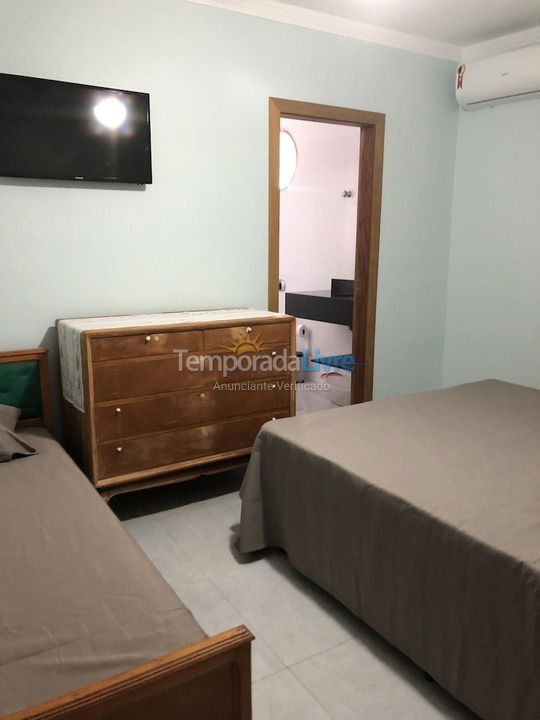 Apartment for vacation rental in Caraguatatuba (Centro)