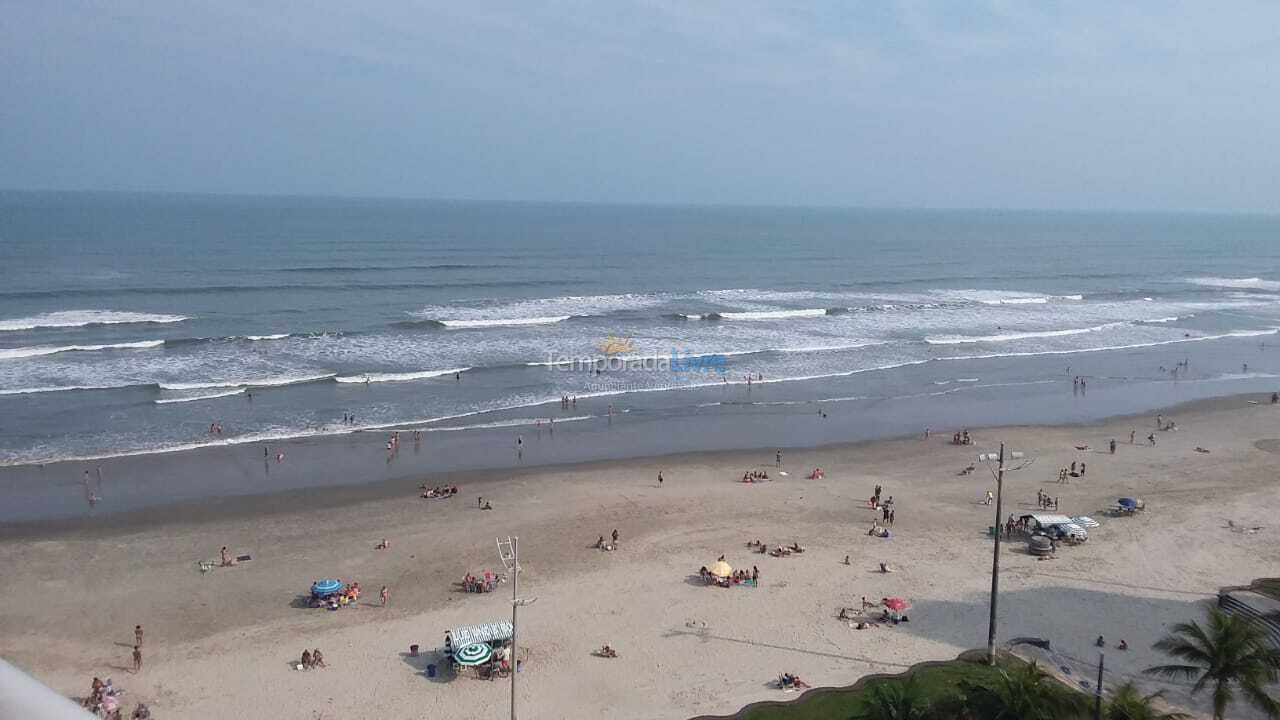 Apartment for vacation rental in Praia Grande (Balneário Maracanã)