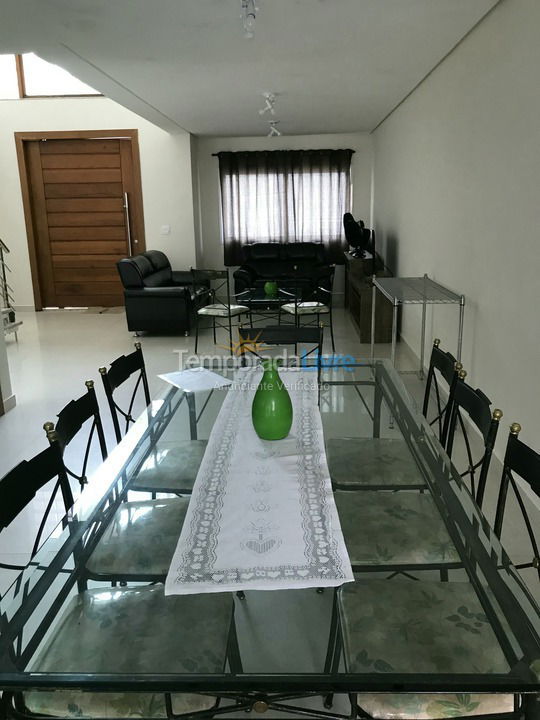 Casa para aluguel de temporada em São Sebastião (Juquehy)