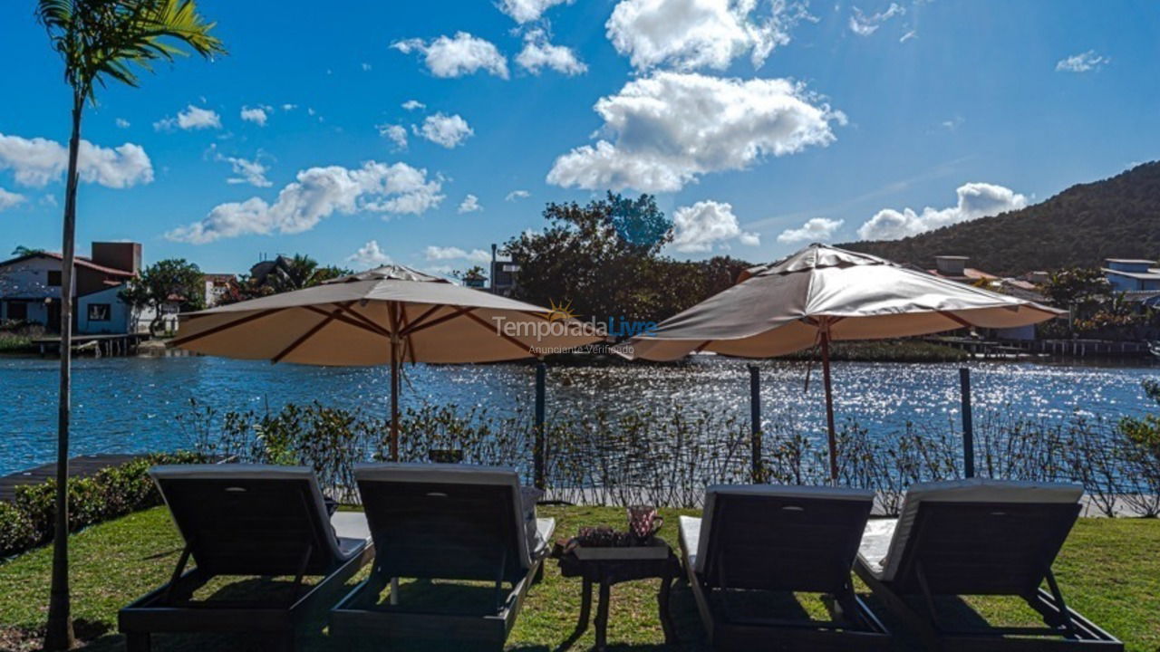 Casa para aluguel de temporada em Florianópolis (Barra da Lagoa)