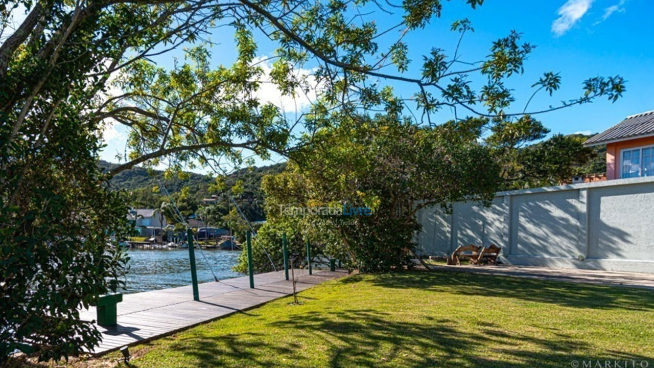 Casa para aluguel de temporada em Florianópolis (Barra da Lagoa)