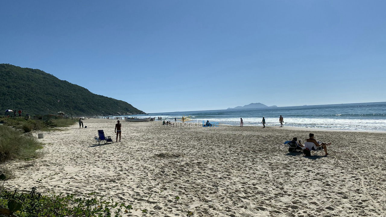 Apartamento para aluguel de temporada em Florianopolis (Praia dos Ingleses)