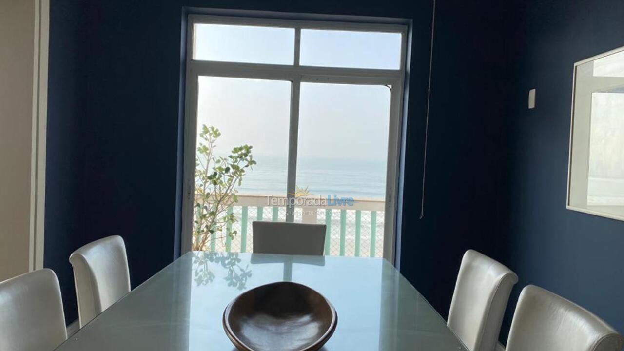 Apartment for vacation rental in Guarujá (Pitangueiras)