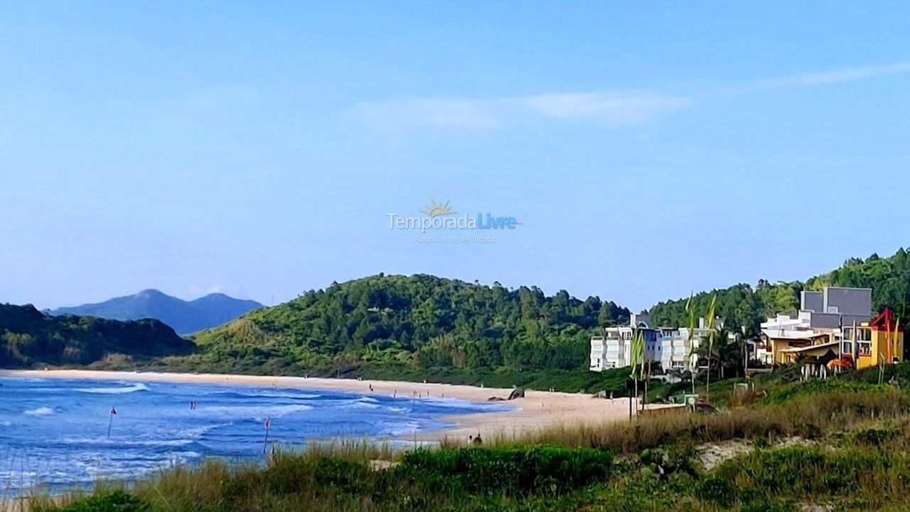 Apartment for vacation rental in Bombinhas (Praia de Quatro Ilhas)