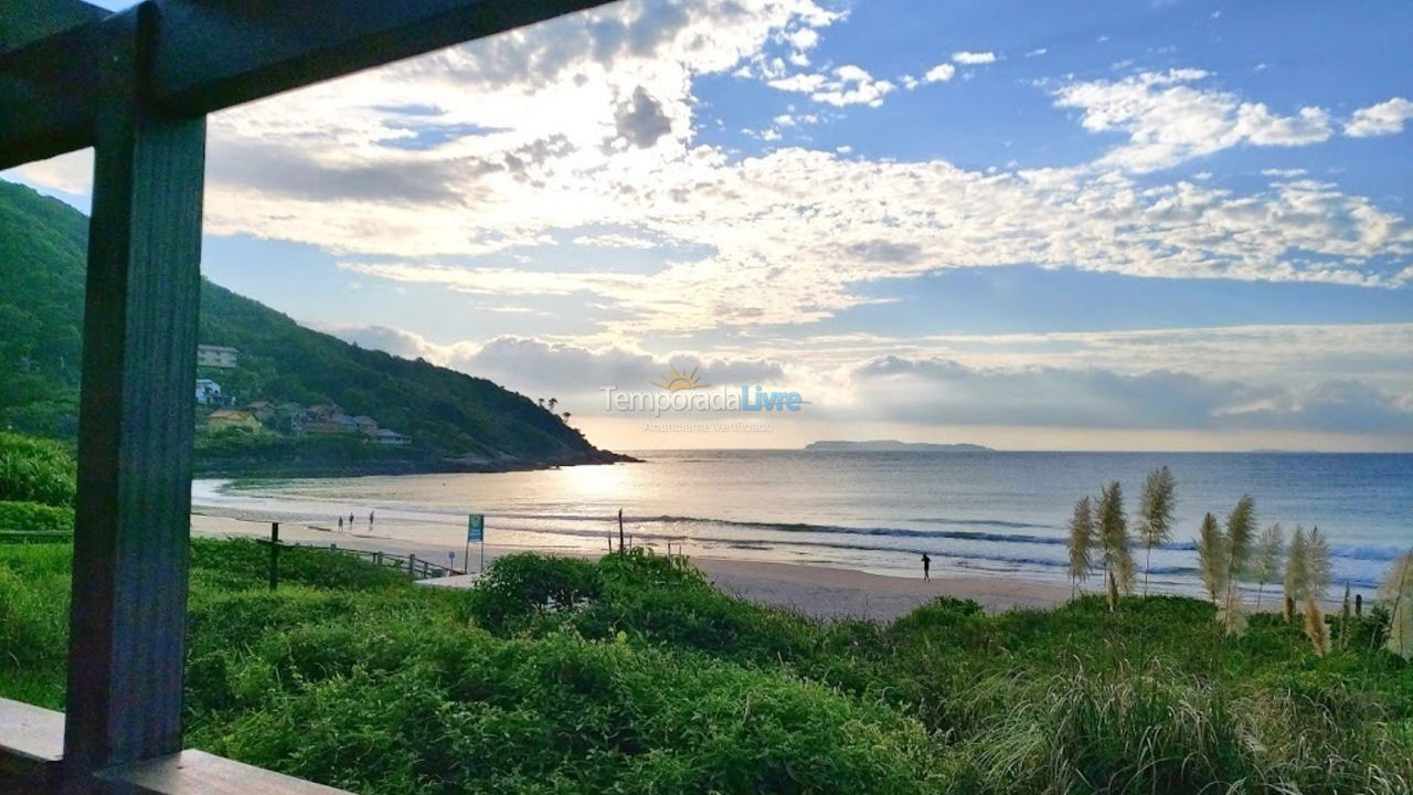 Apartment for vacation rental in Bombinhas (Praia de Quatro Ilhas)