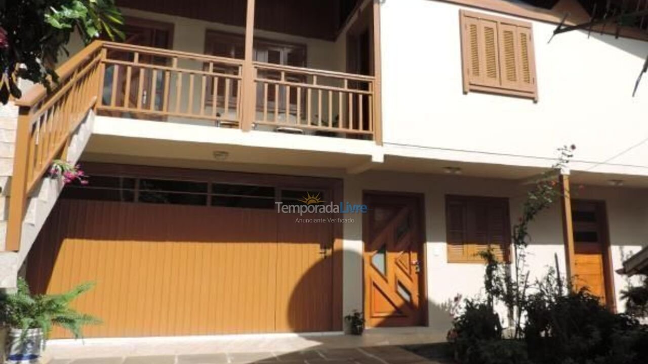 Casa para aluguel de temporada em Gramado (Piratini)
