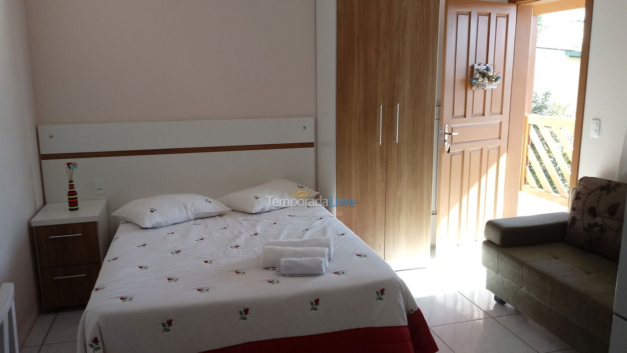 Apartamento para aluguel de temporada em Torres (Centro)