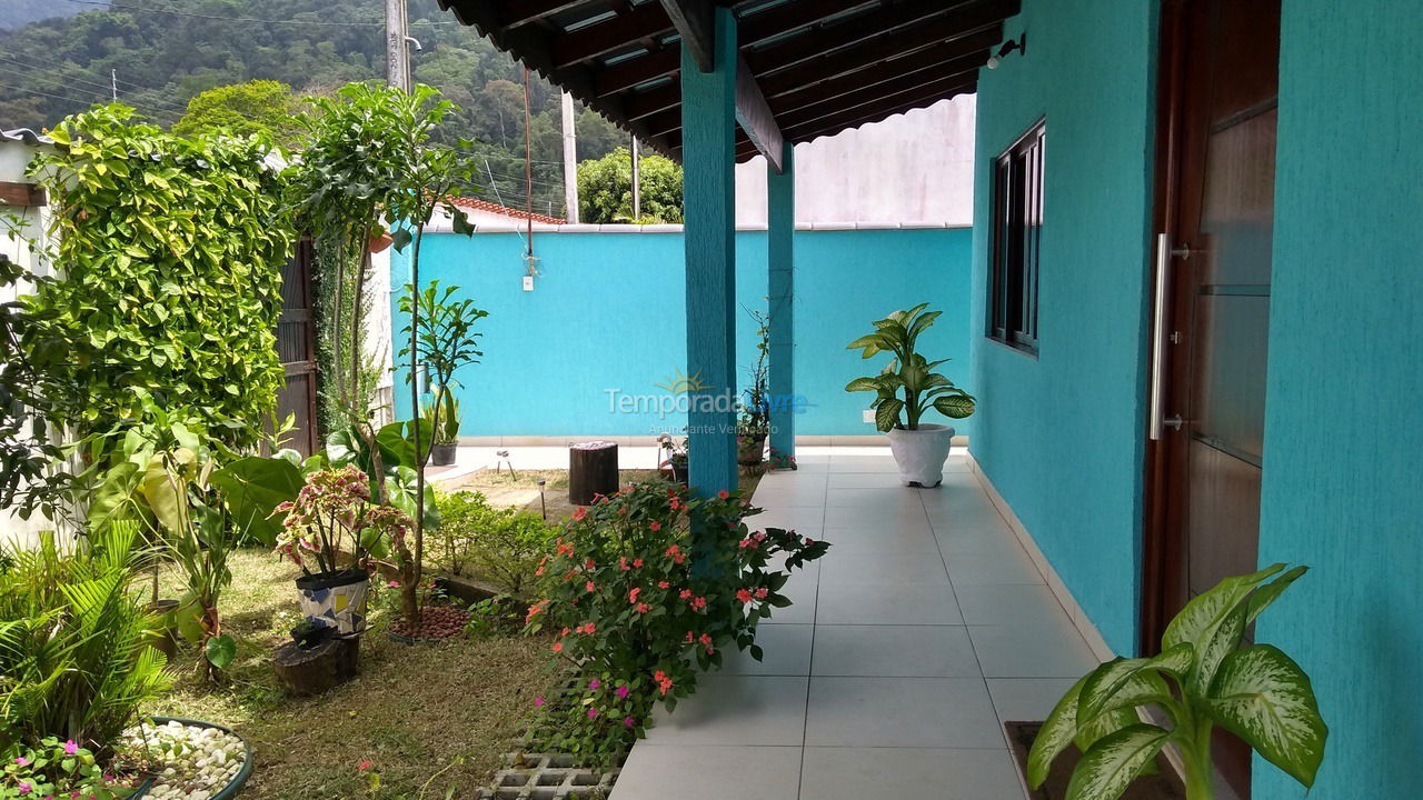 Casa para aluguel de temporada em Praia Grande (Cidade das Criançasantigo Solemar)