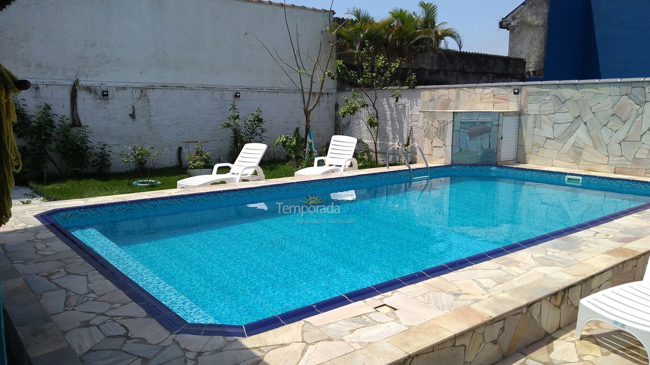 Casa para aluguel de temporada em Praia Grande (Cidade das Criançasantigo Solemar)