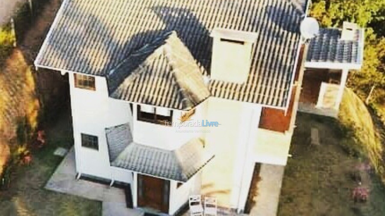 House for vacation rental in Campos do Jordão (Condominio Umuarama)
