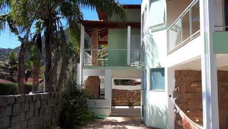 Casa de alto estándar - Playa Lagoinha