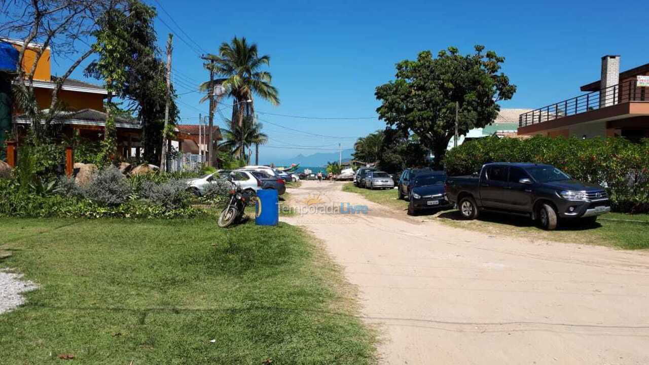 Casa para alquiler de vacaciones em Ubatuba (Lagoinha)