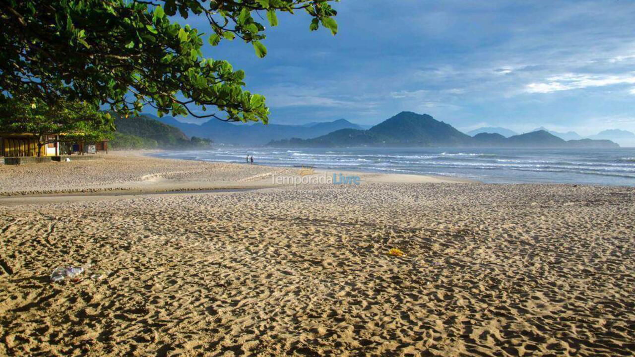 Casa para alquiler de vacaciones em Ubatuba (Praia das Toninhas)