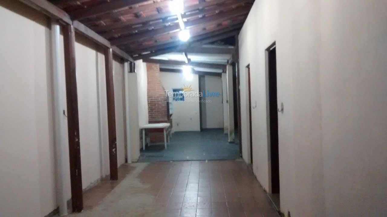 Casa para aluguel de temporada em Mongaguá (Vila São Paulo)