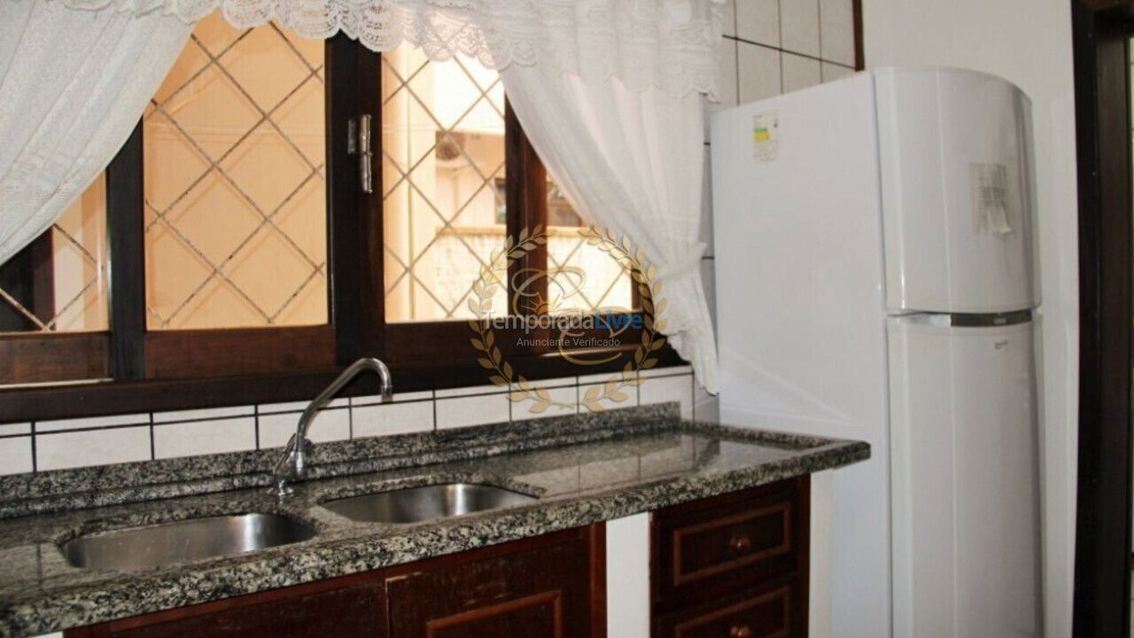 House for vacation rental in Bombinhas (Praia de Bombas)