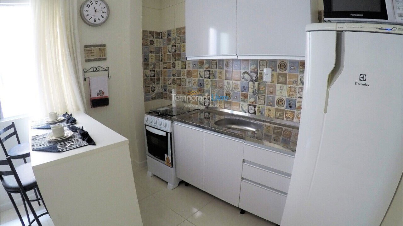 Apartamento para aluguel de temporada em Balneário Camboriú (Centro)