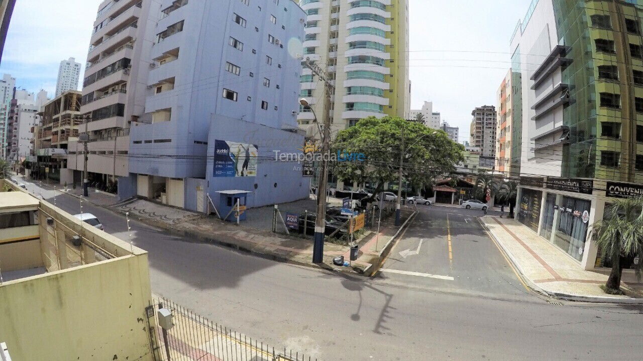 Apartamento para aluguel de temporada em Balneário Camboriú (Centro)