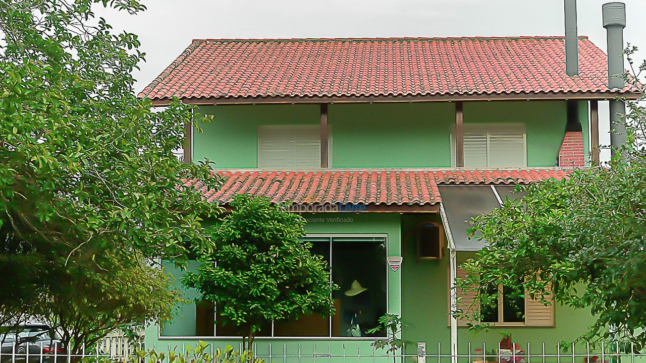 House for vacation rental in Florianópolis (Praia da Daniela)