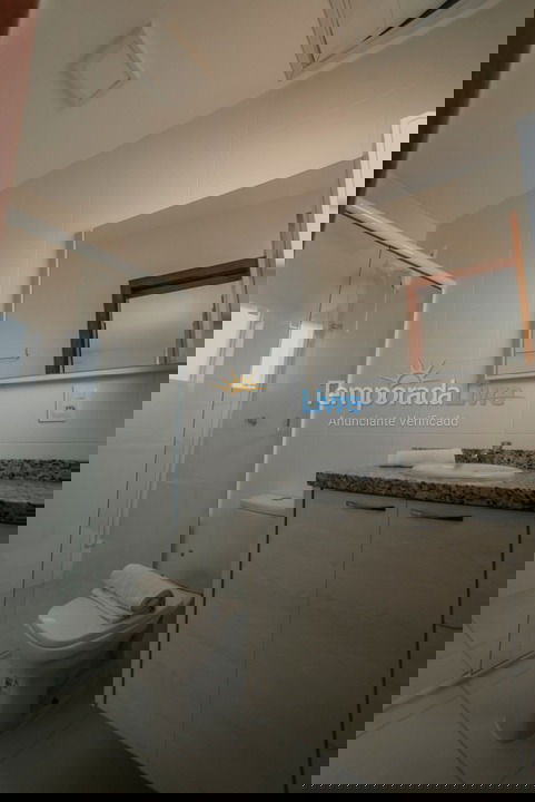 Casa para aluguel de temporada em Governador Celso Ramos (Praia de Palmas)