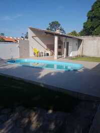 English - 2 bedrooms - pool