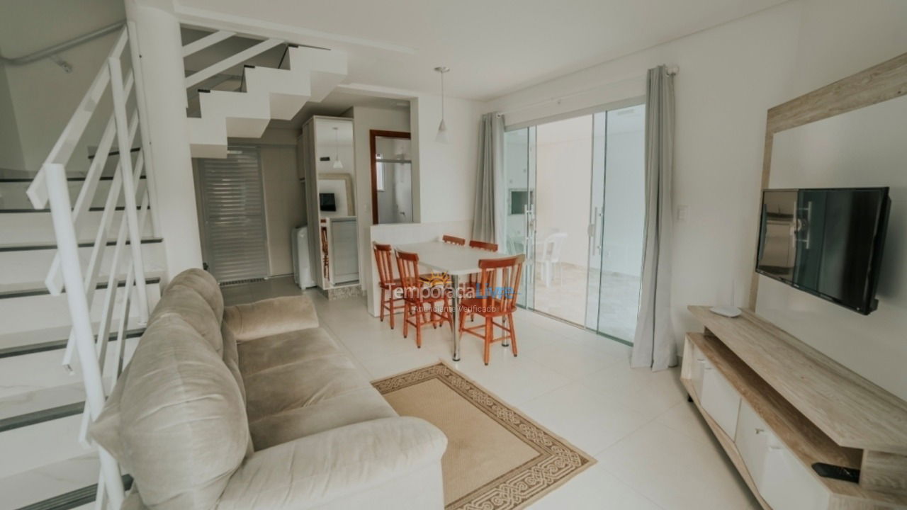 House for vacation rental in Governador Celso Ramos (Praia de Palmas)