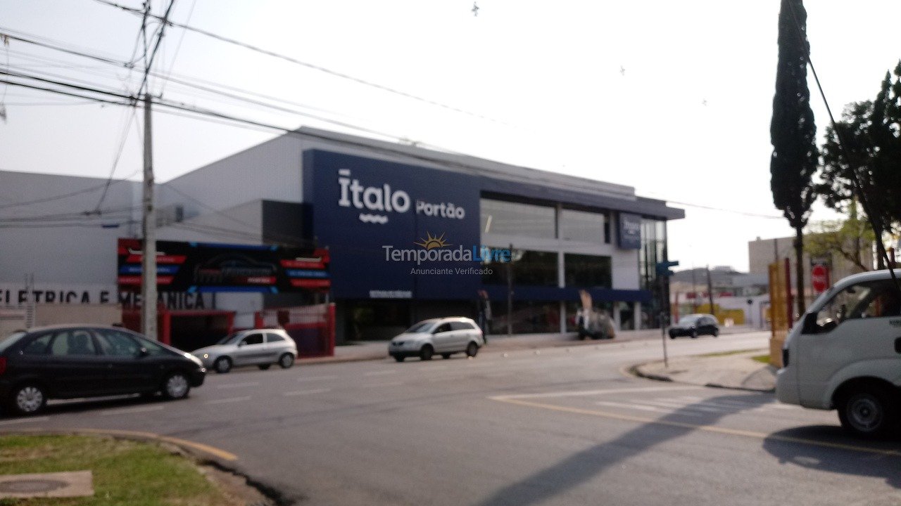Casa para aluguel de temporada em Curitiba (Portão)