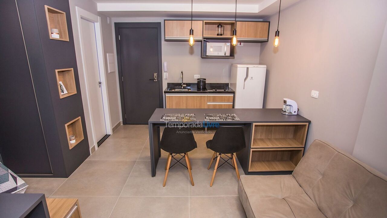 Apartamento para aluguel de temporada em Curitiba (Centro)