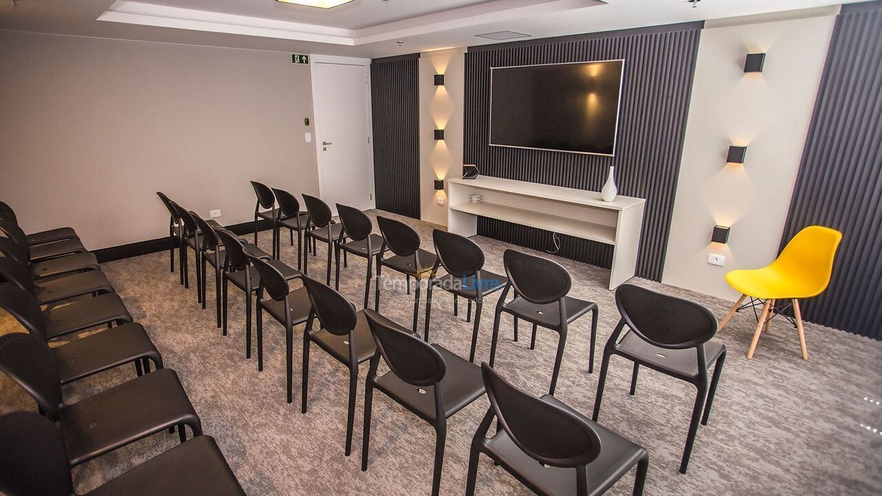 Apartamento para aluguel de temporada em Curitiba (Centro)