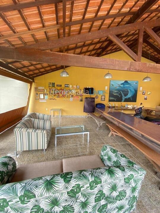 Casa para aluguel de temporada em Guarapari (Praia de Meaipe)