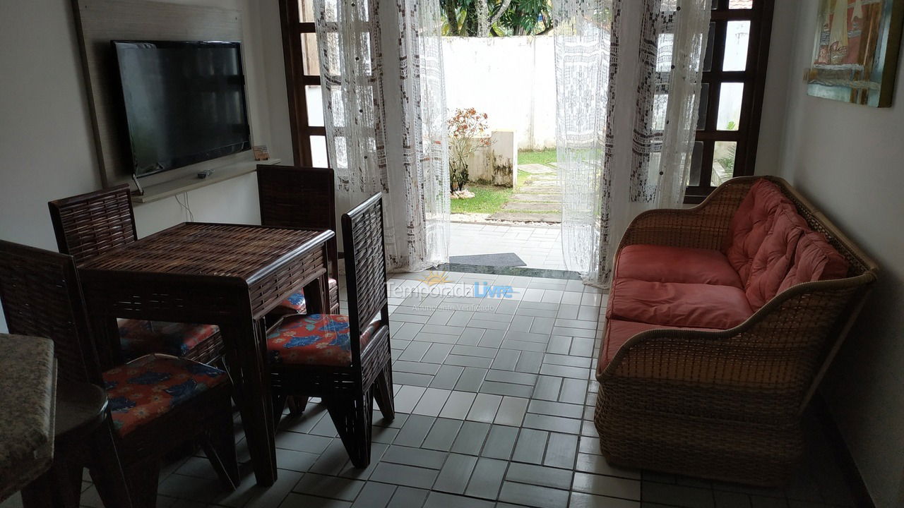 Casa para aluguel de temporada em Valença (Praia do Guaibim)