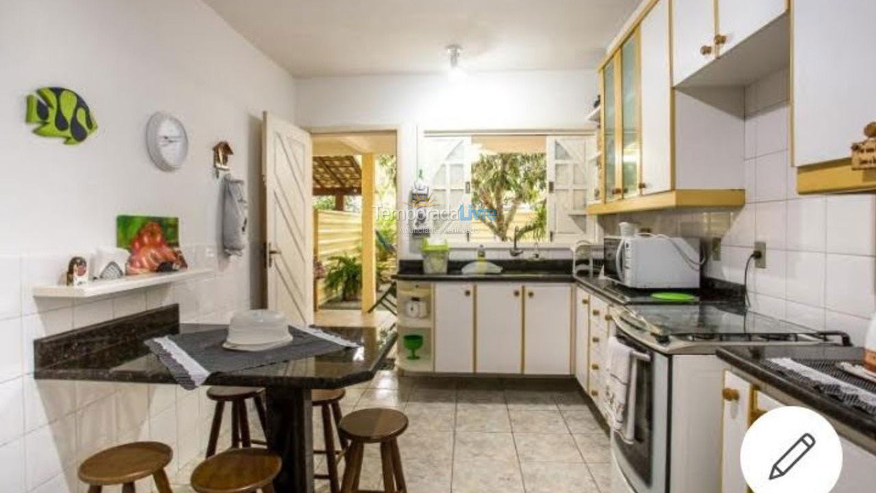 Casa para alquiler de vacaciones em Arraial do Cabo (Prainha)