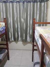 Praia Grande apartment, close to the beach, up to 8 people, Guilhermina