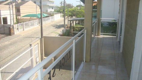 Large townhouse with 4 suites on Mariscal Beach