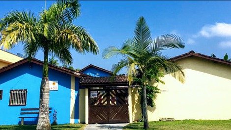 Chalet Morada do Sol, on Boraceia beach for up to 6 people