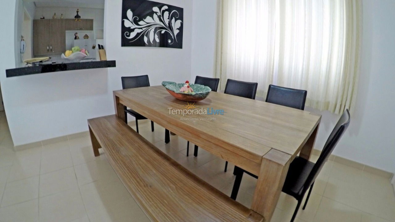 Apartment for vacation rental in Ubatuba (Praia Grande)