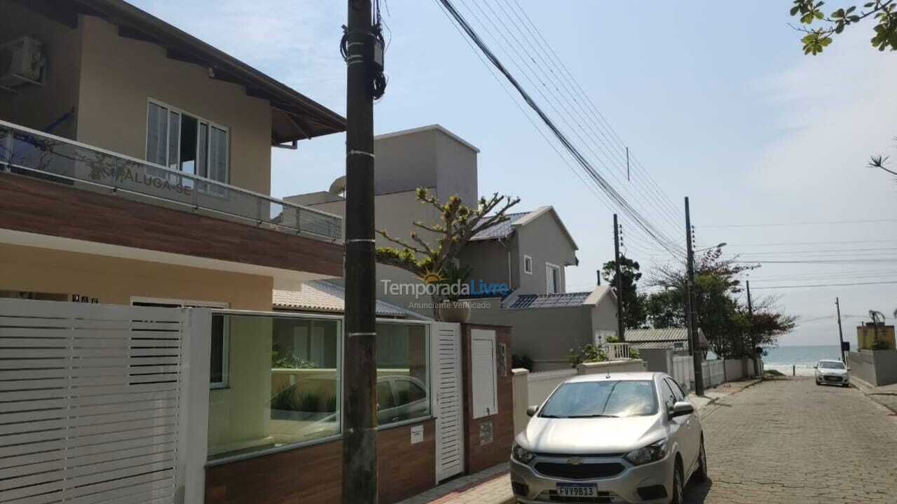 House for vacation rental in Bombinhas (Canto Grande)