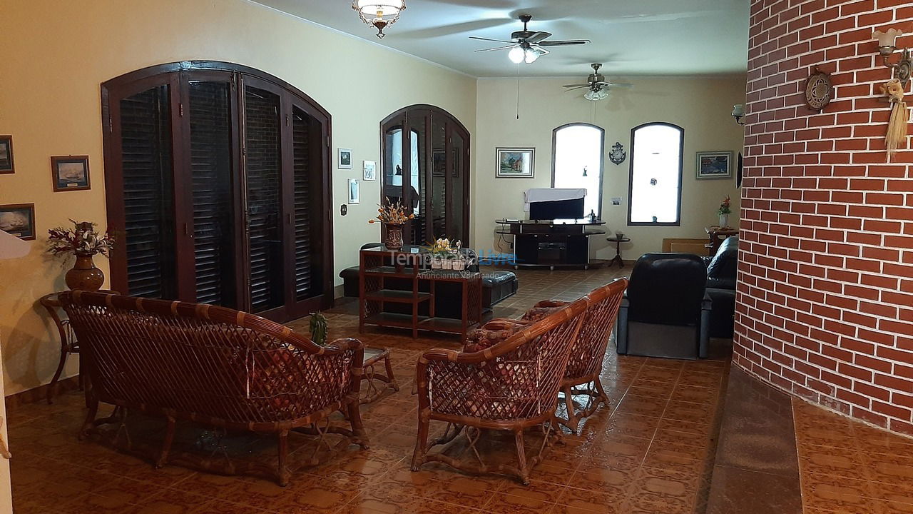Casa para aluguel de temporada em Bertioga (Indaia Bertioga)