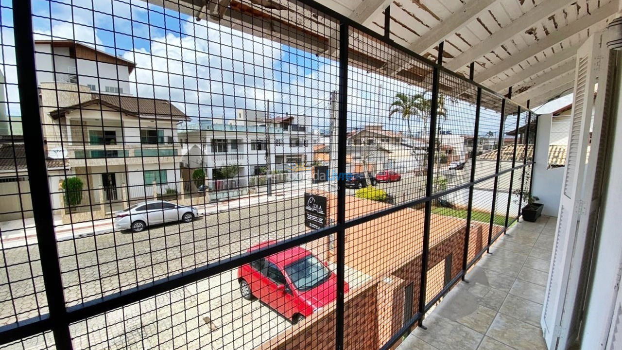 Casa para aluguel de temporada em Balneário Camboriú (Praia Central)