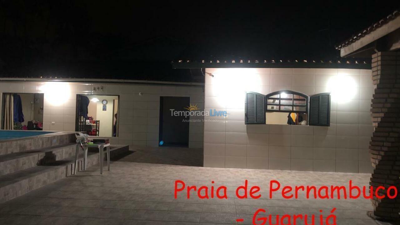 Casa para alquiler de vacaciones em Guarujá (Praia do Pernambuco)