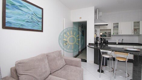Apartamento localizado a 20m da Praia de Quatro Ilhas, Bombinhas.